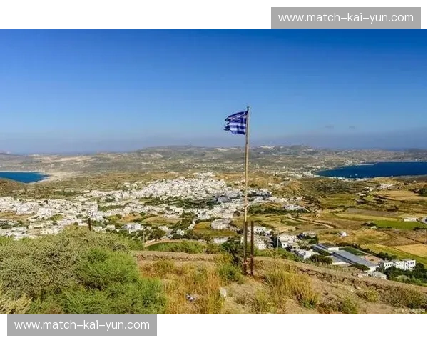 潘帕斯雄鹰的探戈与阿尔卑斯钟表的律动：一场跨越经纬的灵魂博弈